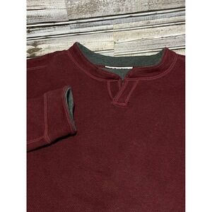 Tommy Bahama Men's Sweater‎ Dark Red Mens Medium? Missing Tag